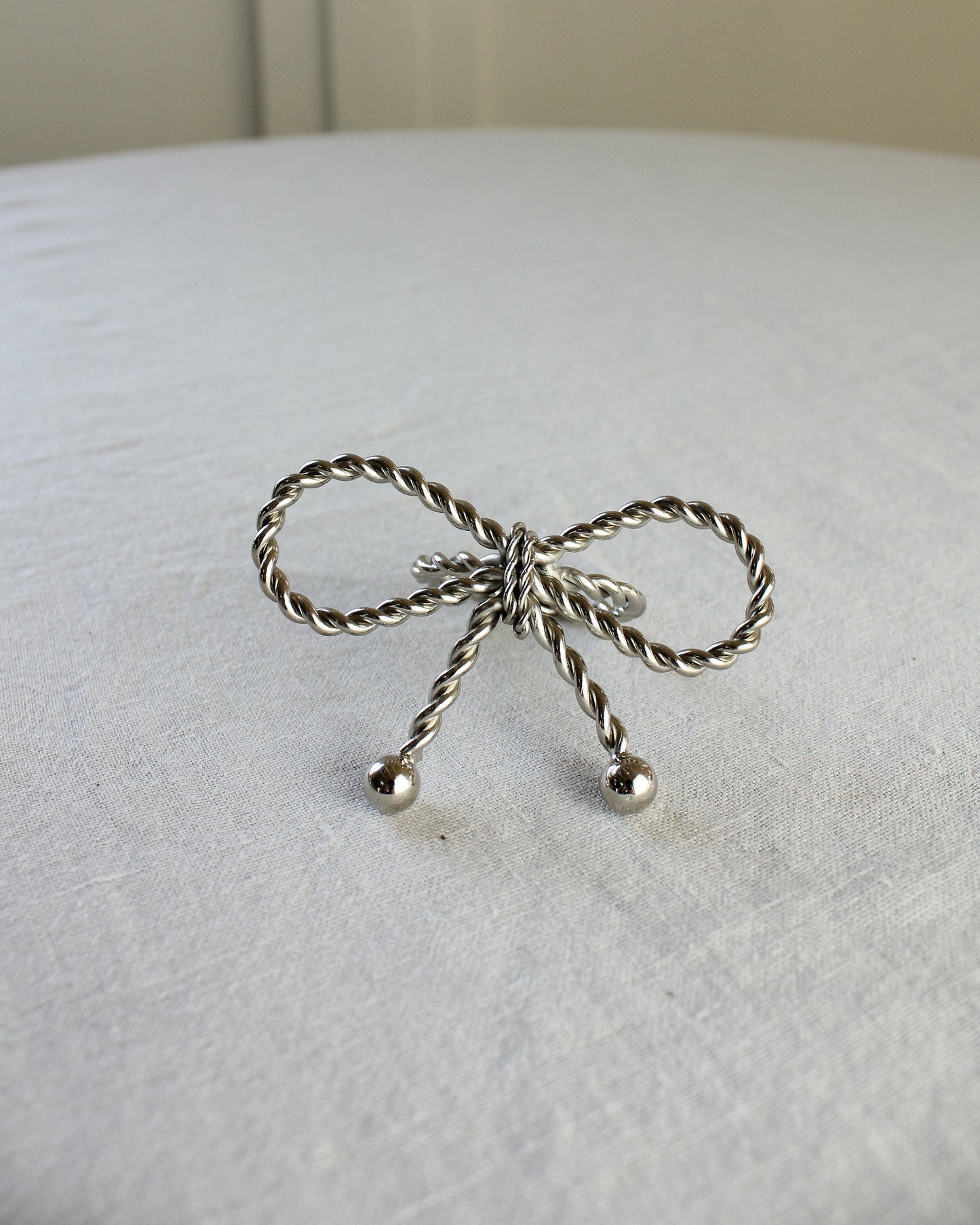 Twisted Bow Napkin Rings