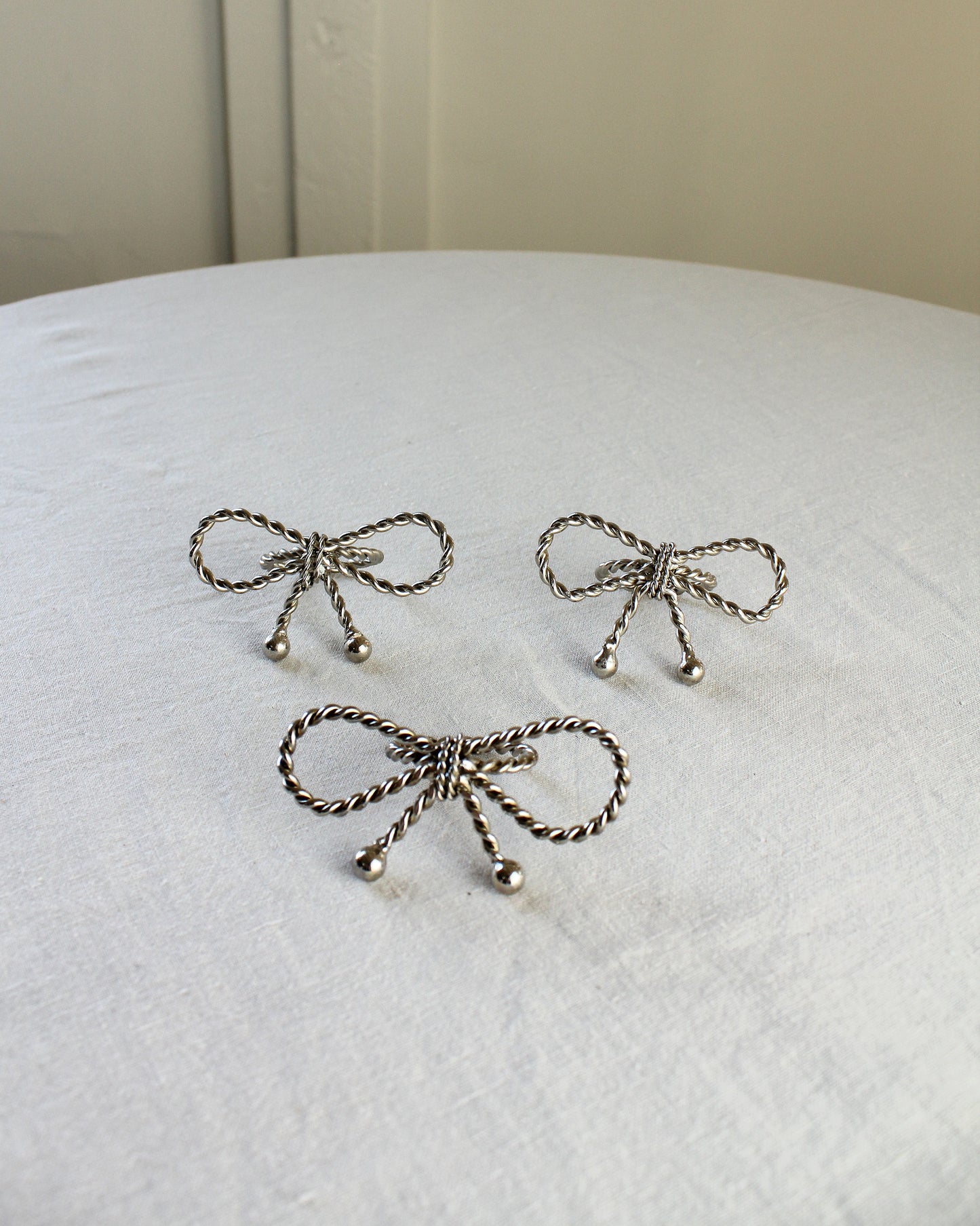 Twisted Bow Napkin Rings