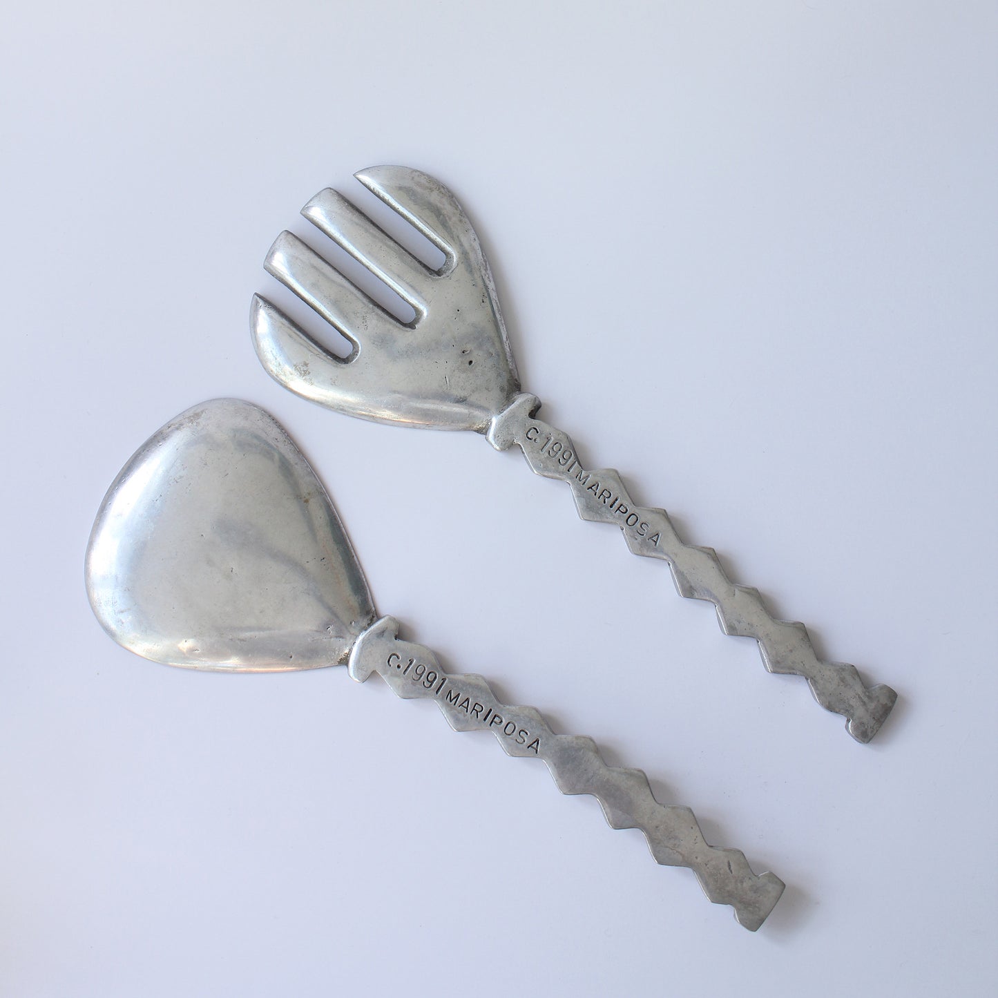 Oversized Zig Zag Salad Servers