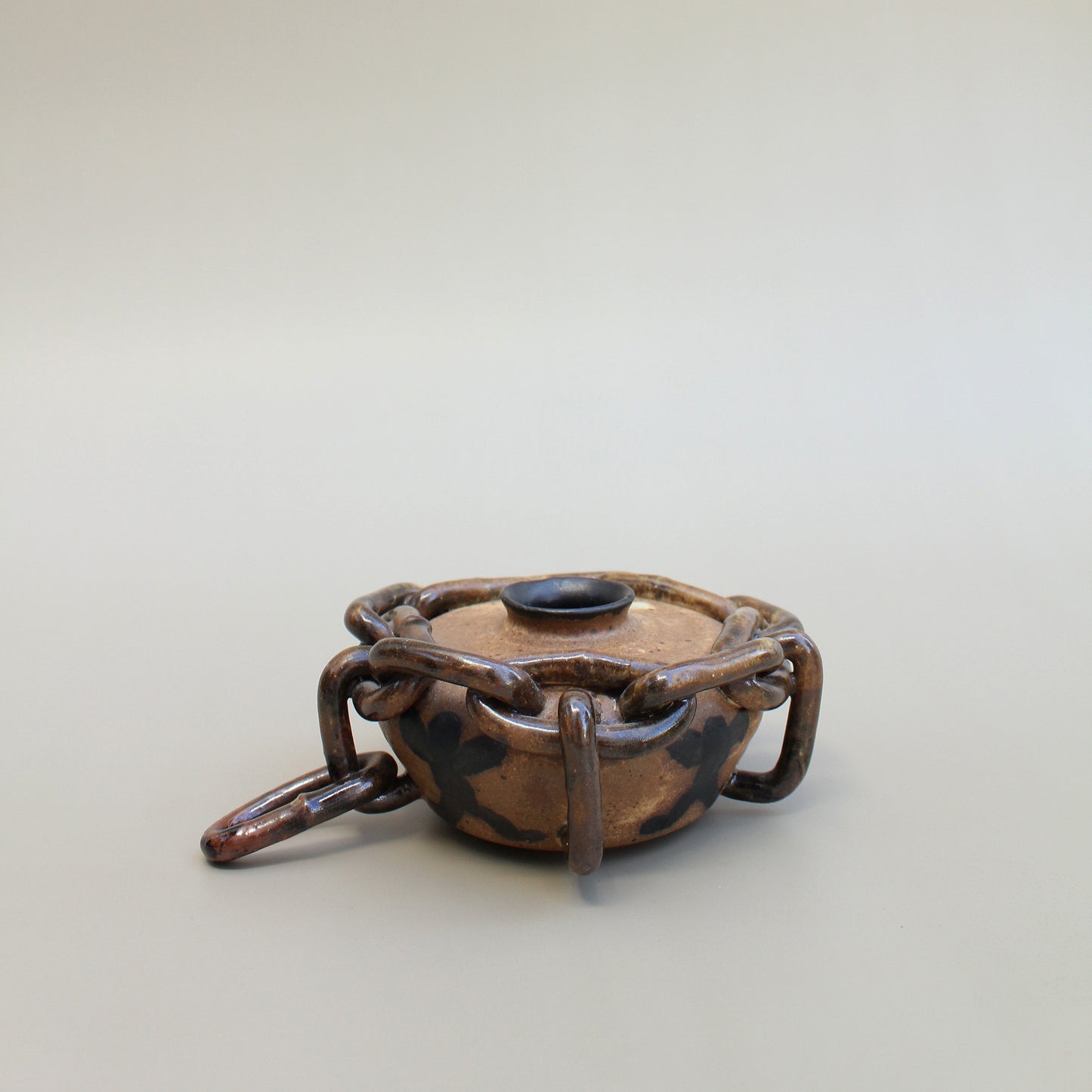 Bud Vase in Chains