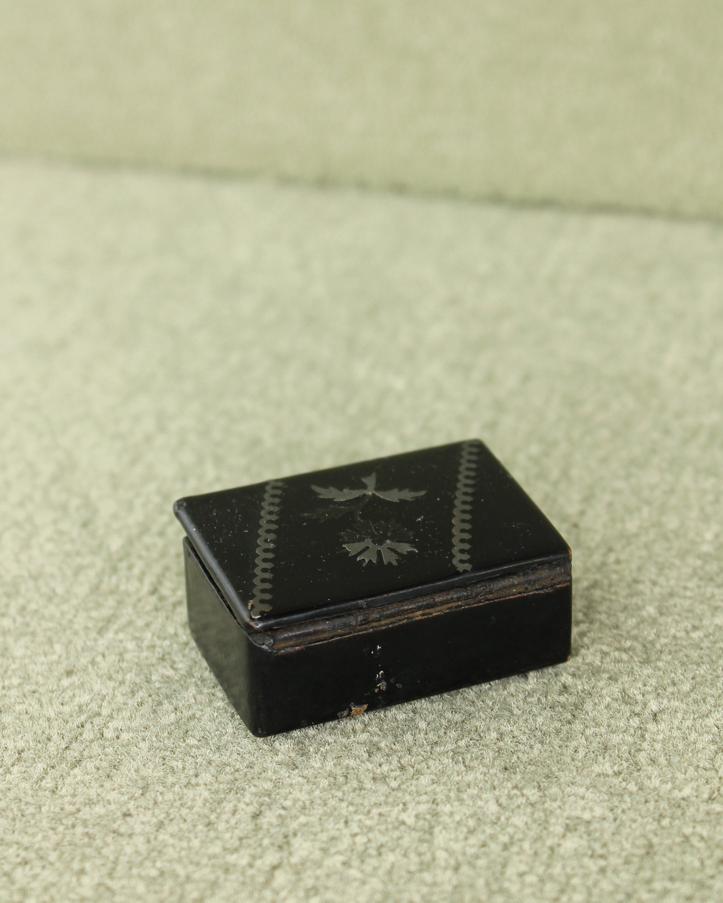 1840s Pewter Inlay Snuff Box
