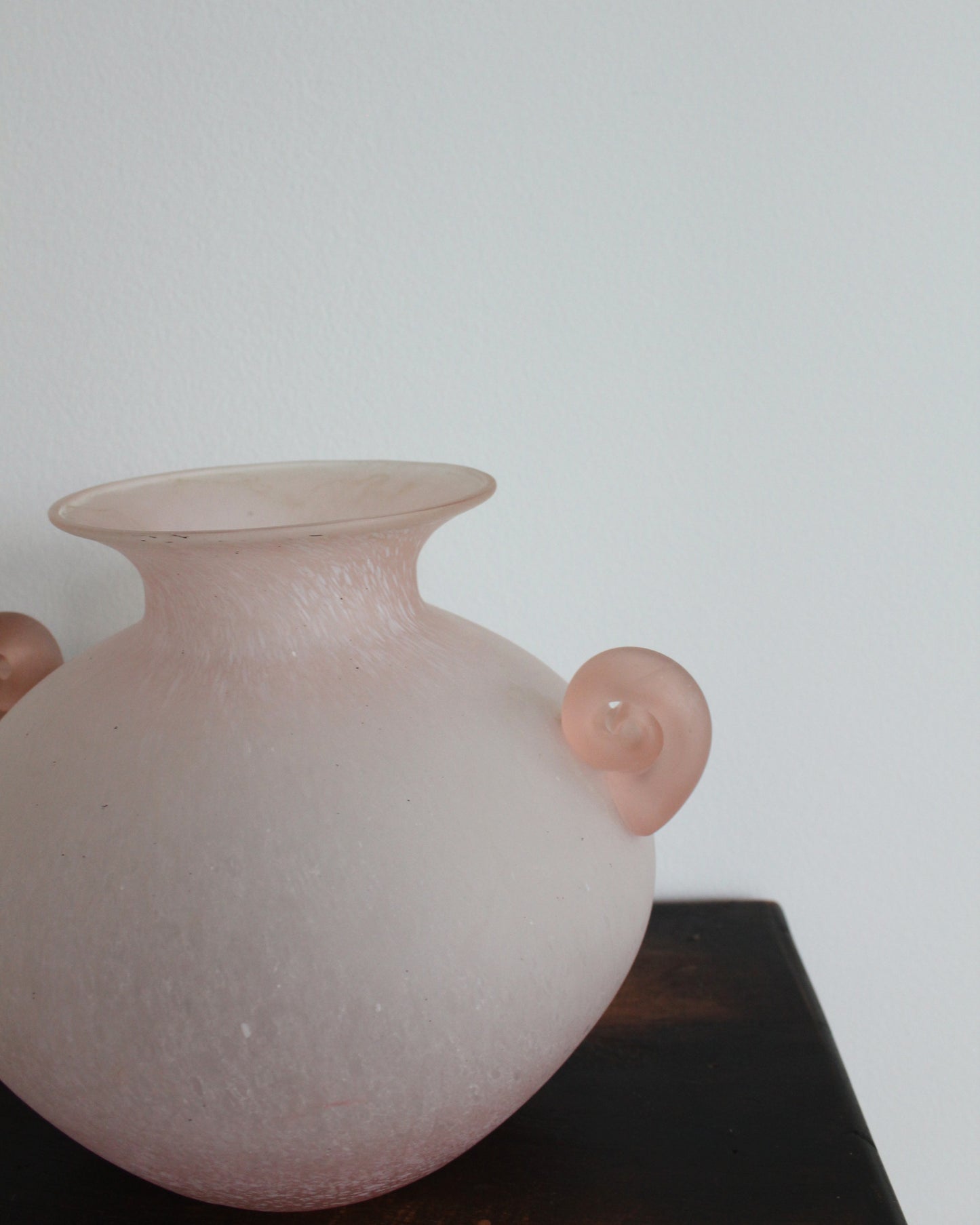 Murano Scavo Glass Vase With Curled Satin Handles