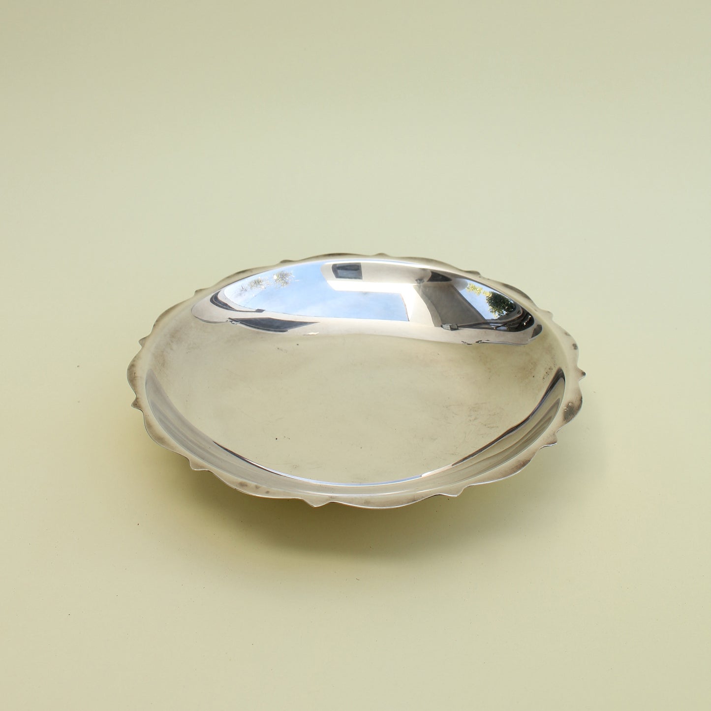 Silver Scalloped Edge Dish