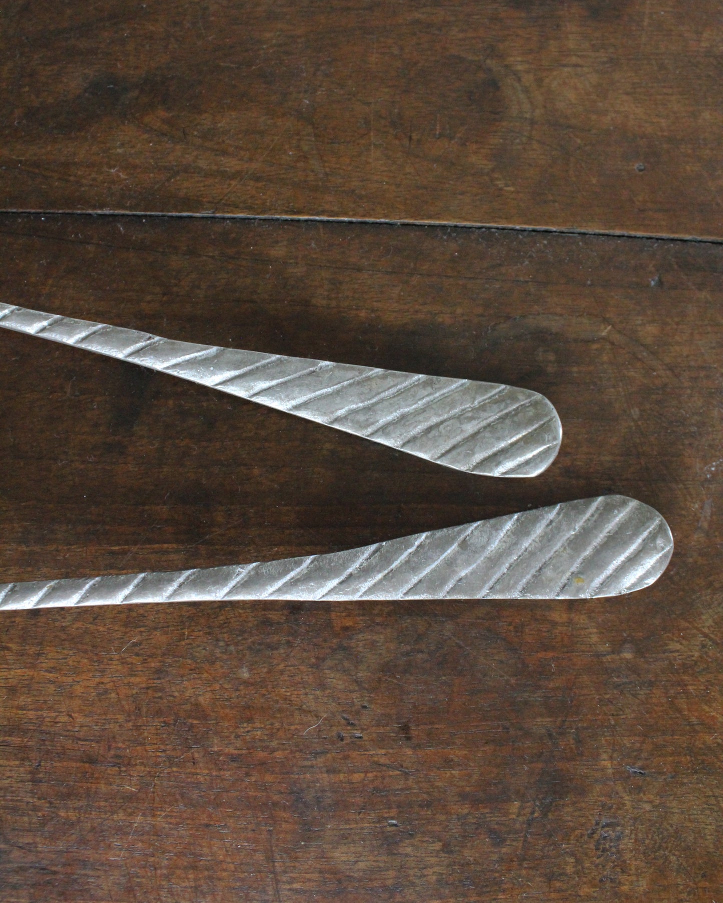 Striped Salad Servers