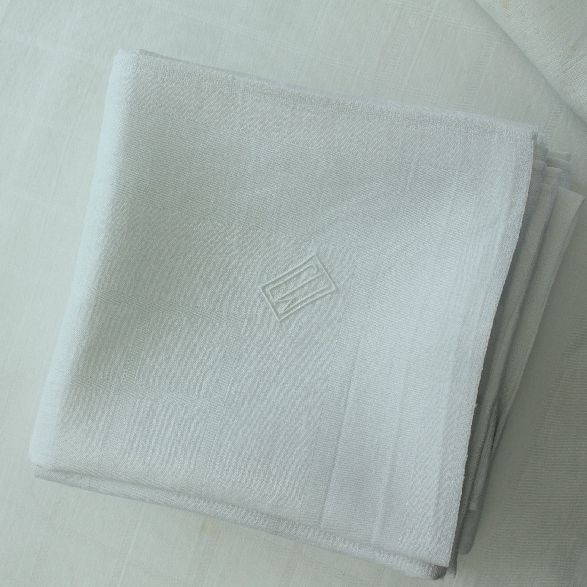 Set of 9 Vintage Margo Junod Weber Monogramed White Linen Napkins