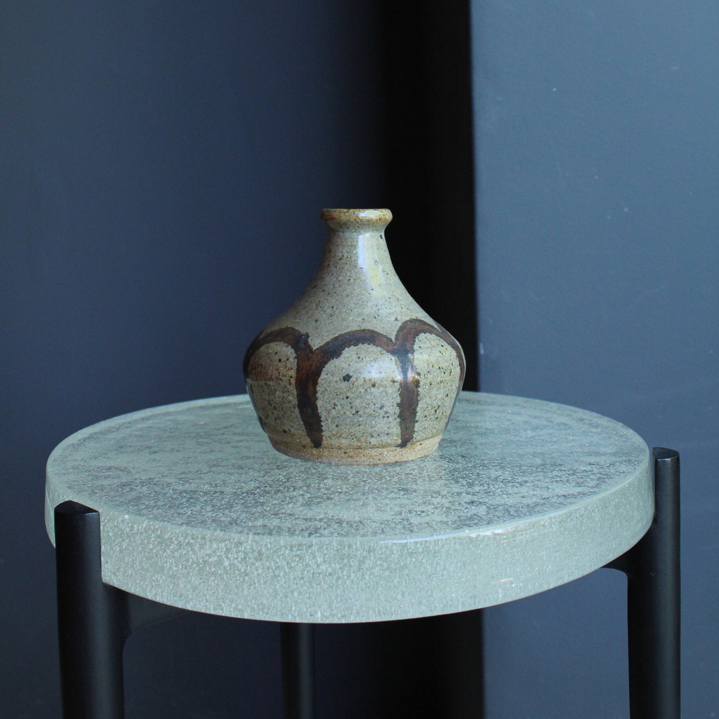 Stoneware Scallop Detail Bud Vase