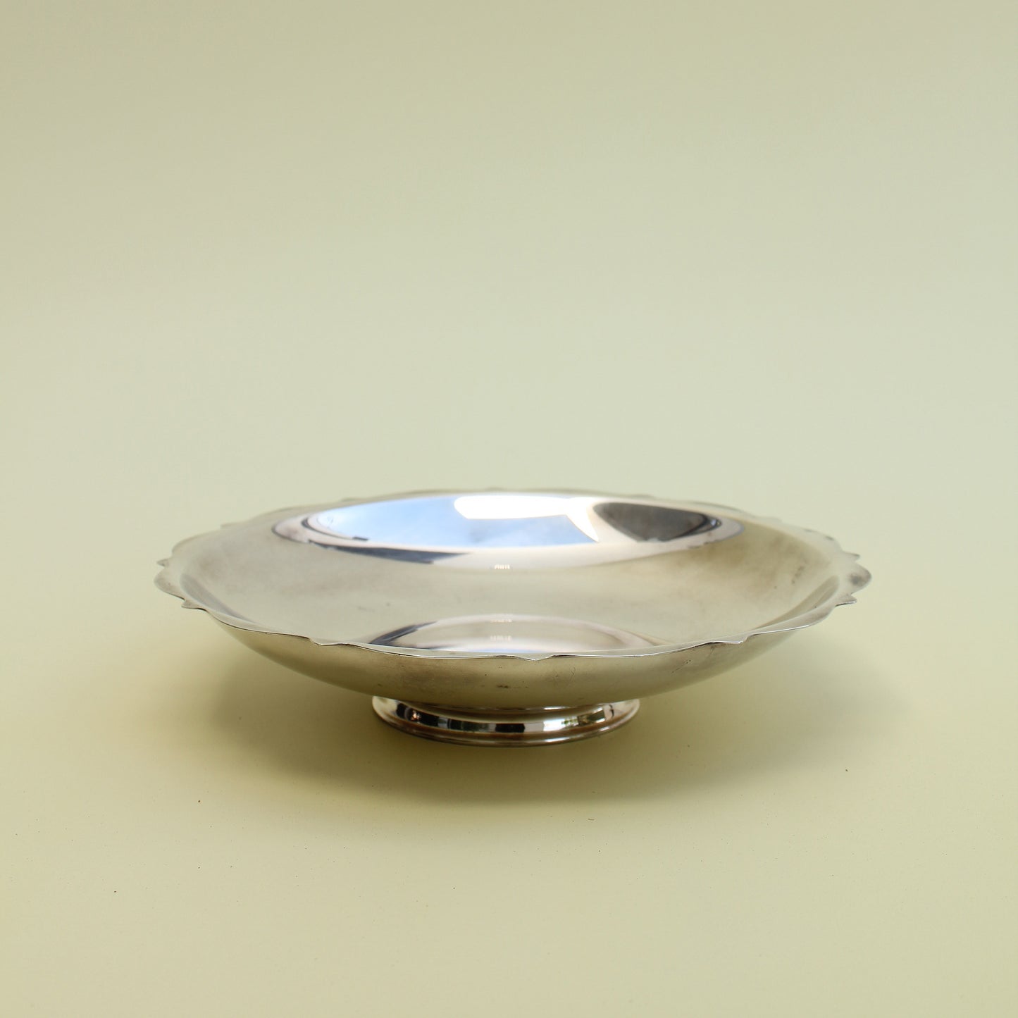 Silver Scalloped Edge Dish