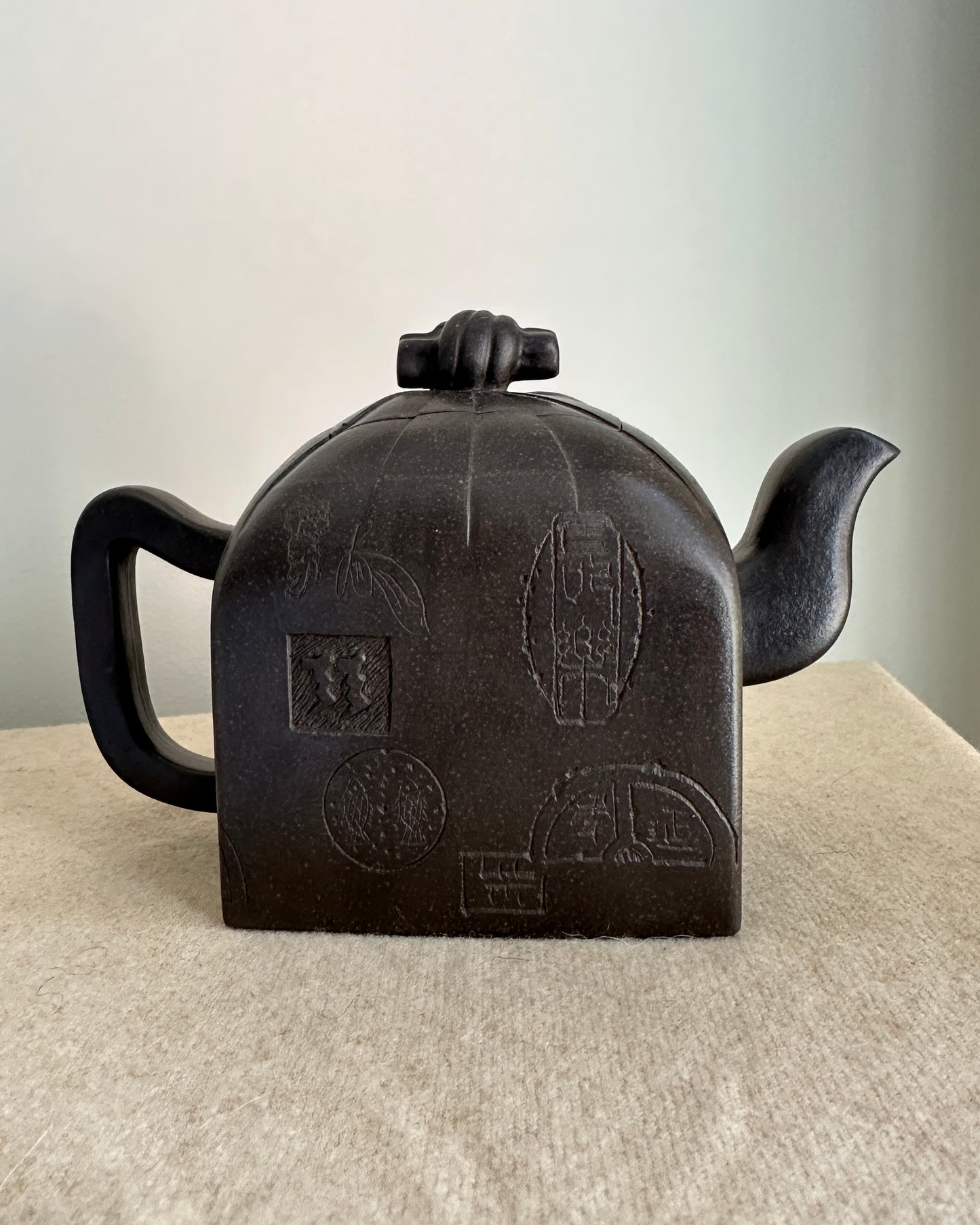 Chinese Yixing Zisha Teapot