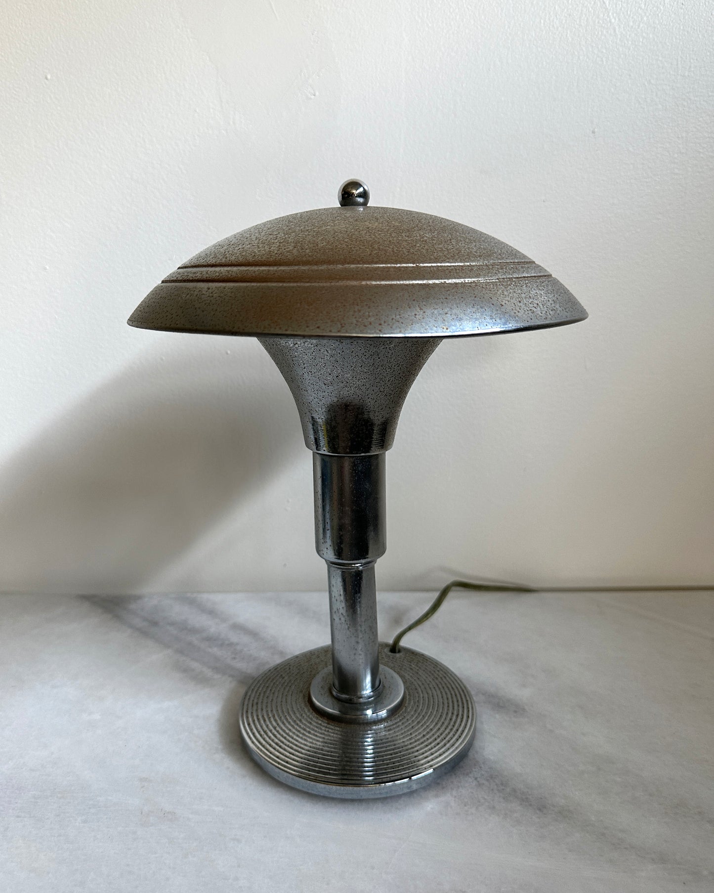 Metal Bauhaus Style Mushroom Desk Lamp