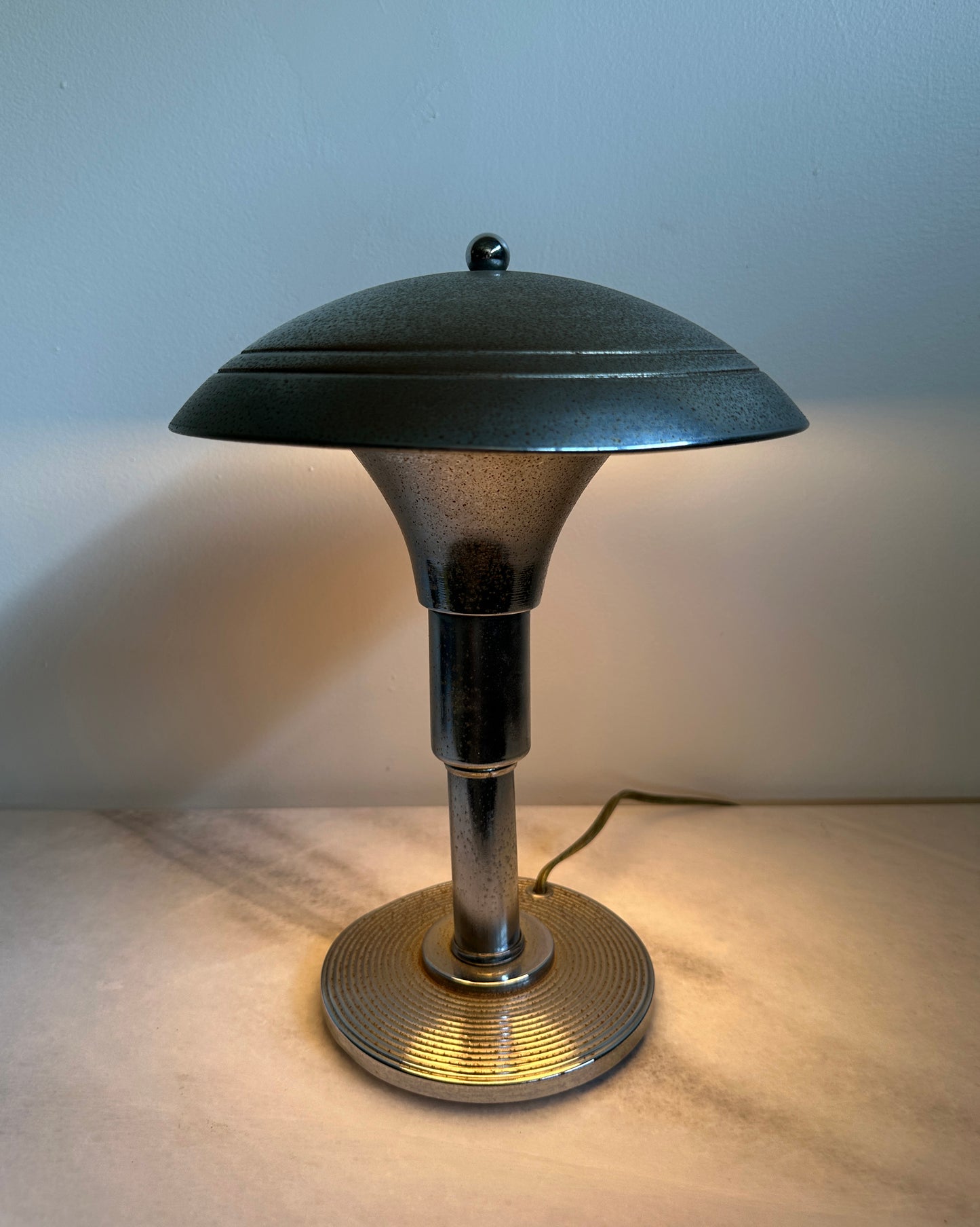 Metal Bauhaus Style Mushroom Desk Lamp