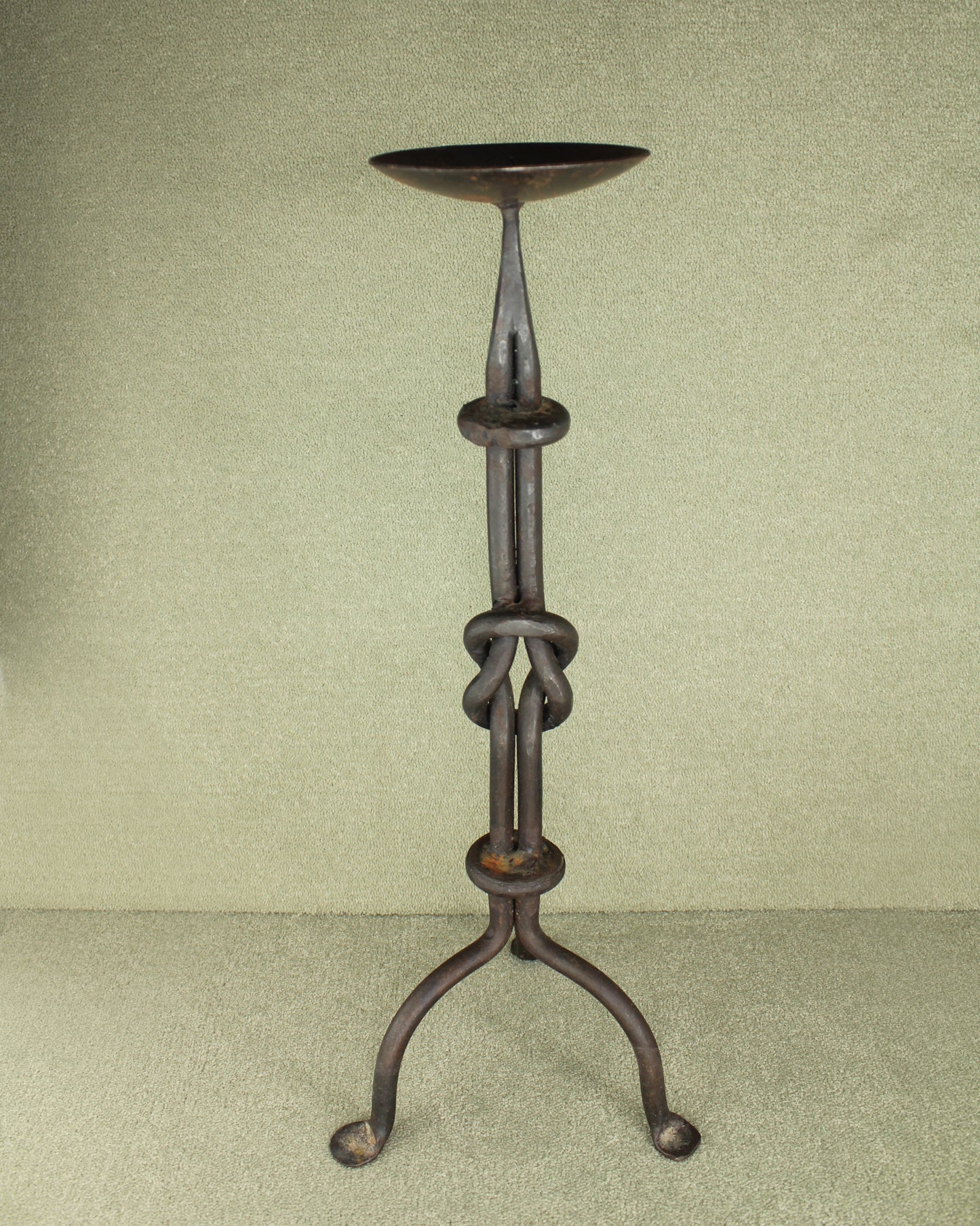 Knotted Iron Candle Stand