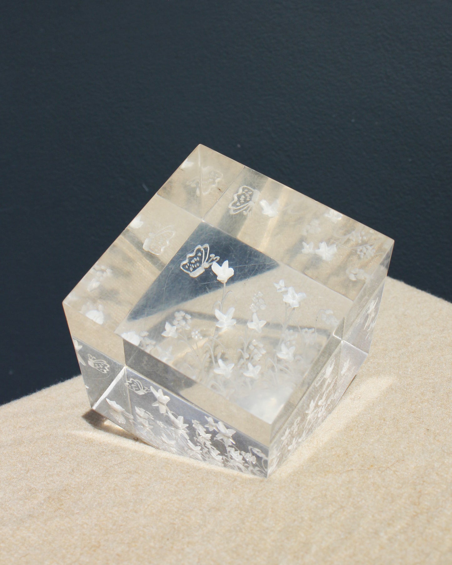 Perspex Floral Etched Paperweight