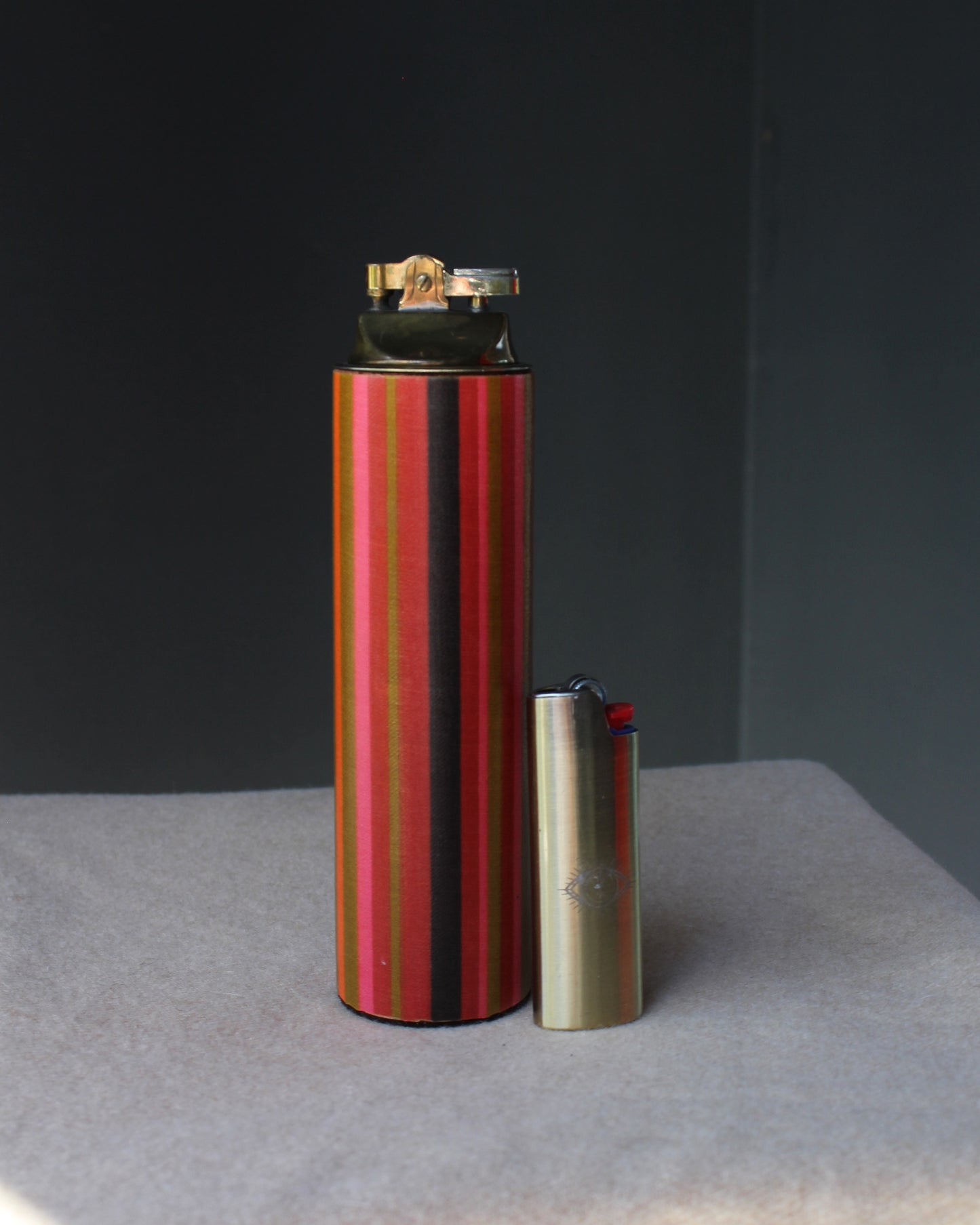 Giant Striped Lighter