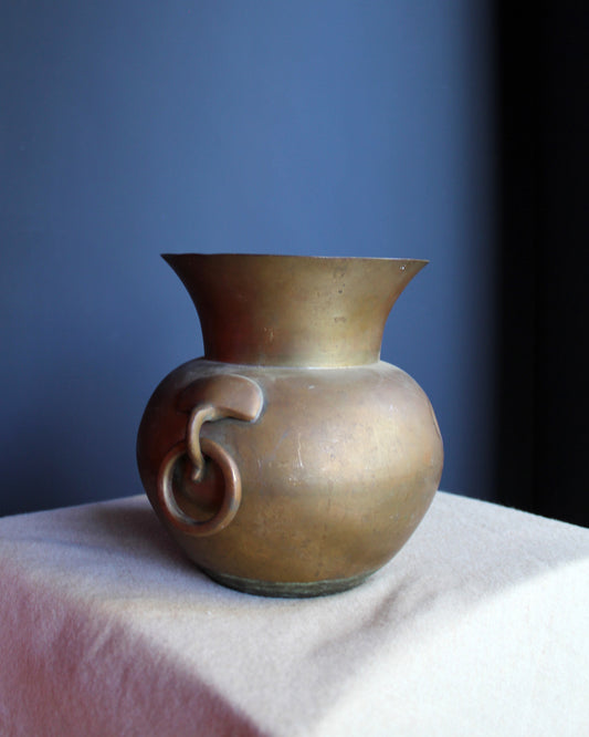 Vintage brass vase with rings