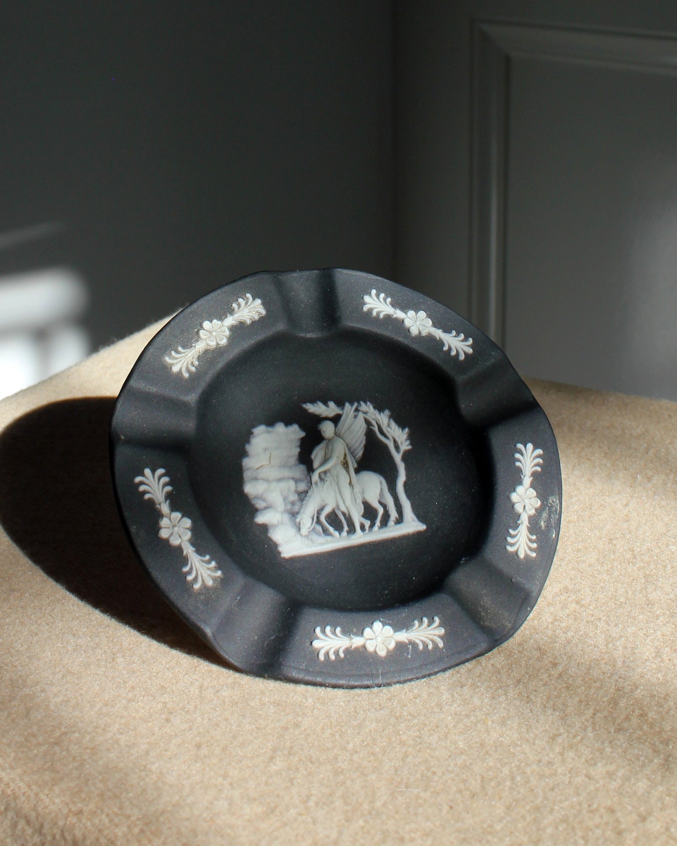 Wedgewood Jasperware Roman Style Ashtray