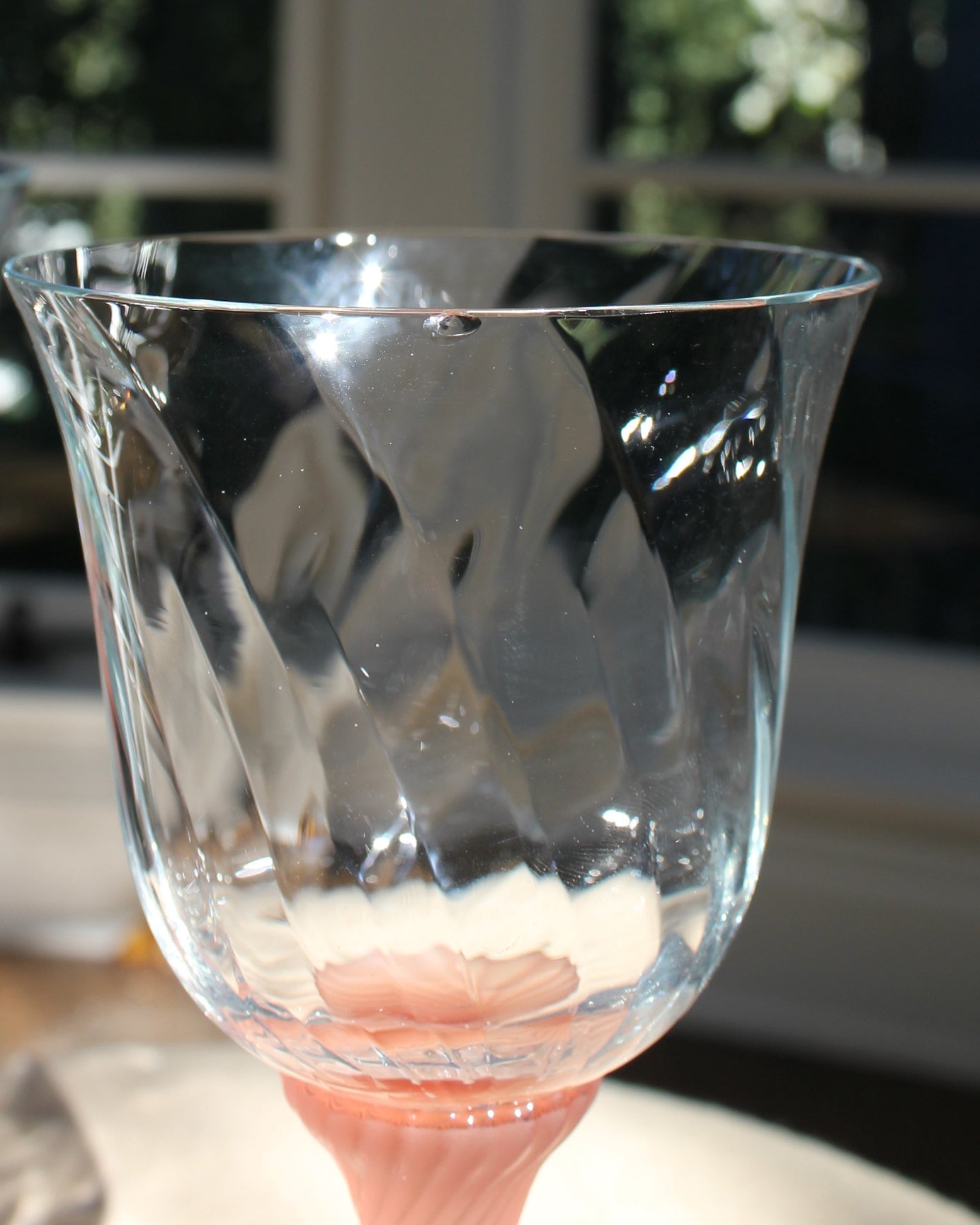 x1 3D EASTER Pink Egg & White Flowers Inside Stemless Crystal Wine Glass